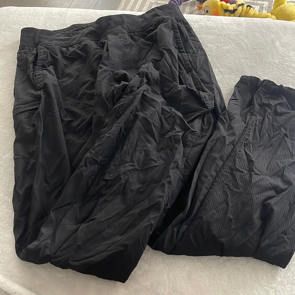 Lululemon athletica dance studio jogger pant